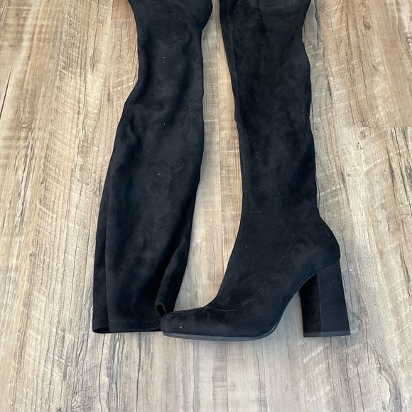 Over the knee boots with zipper - Picture 2 of 4